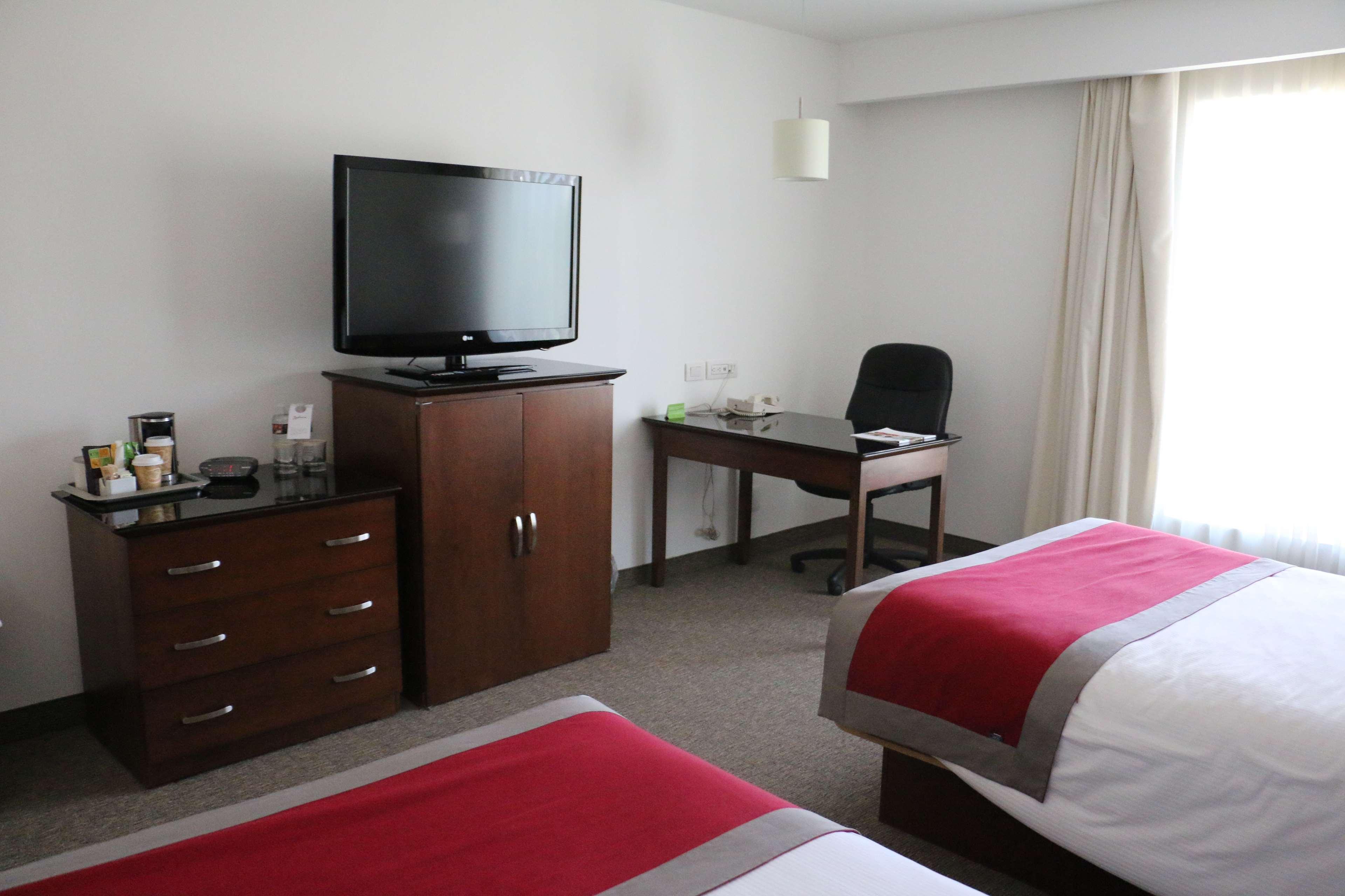Radisson Poliforum Plaza Hotel León Eksteriør billede
