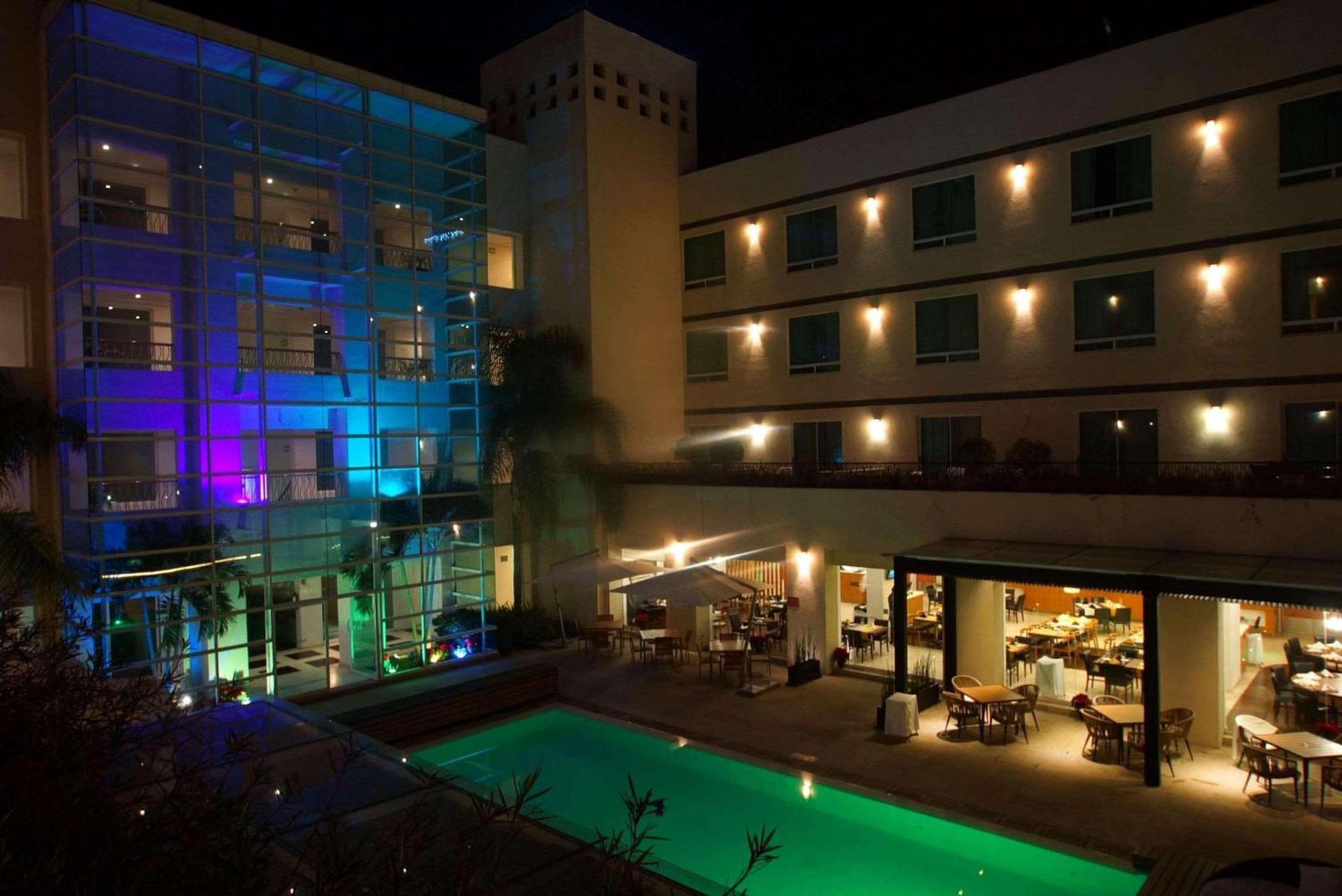 Radisson Poliforum Plaza Hotel León Eksteriør billede