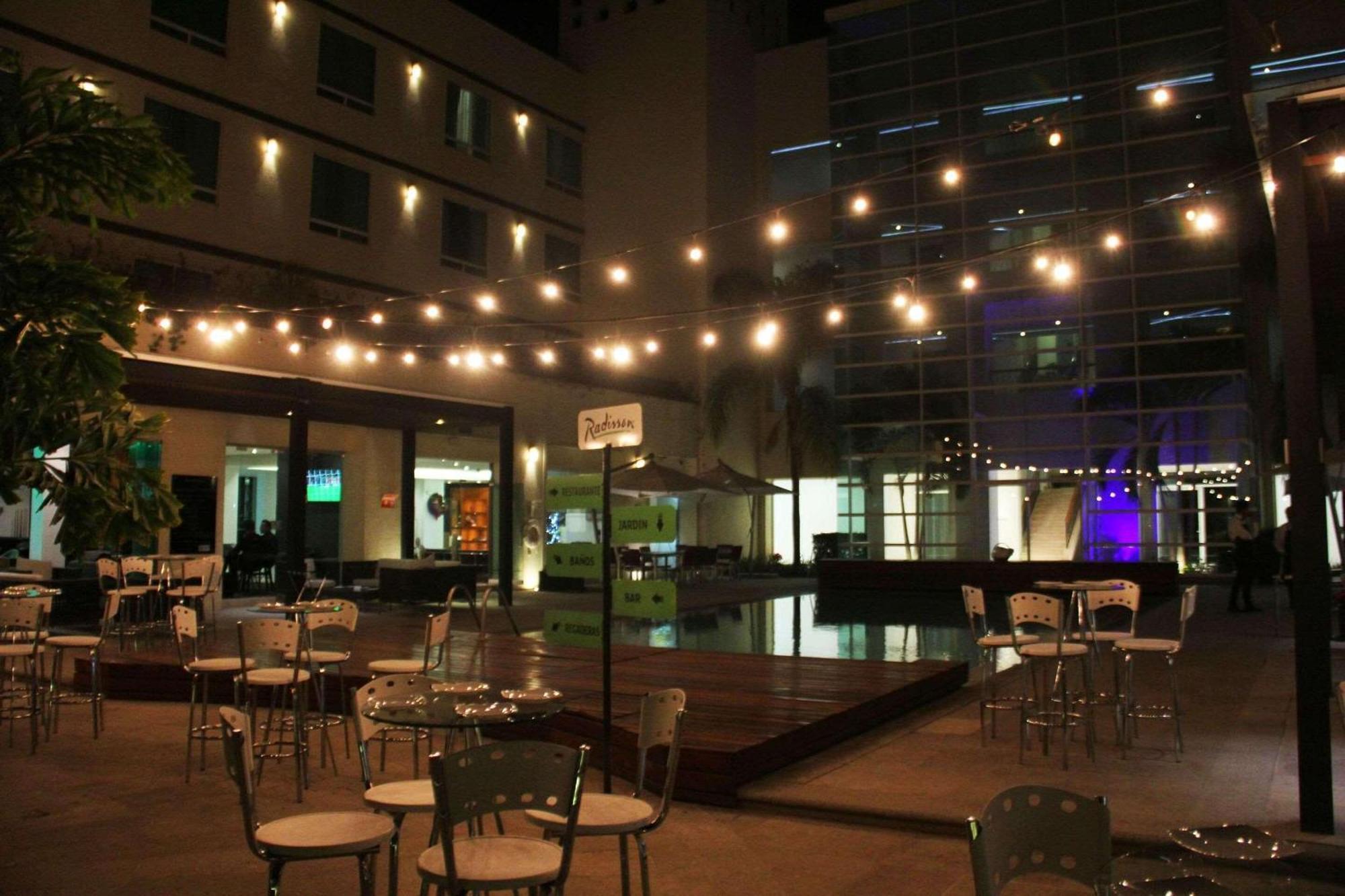 Radisson Poliforum Plaza Hotel León Eksteriør billede