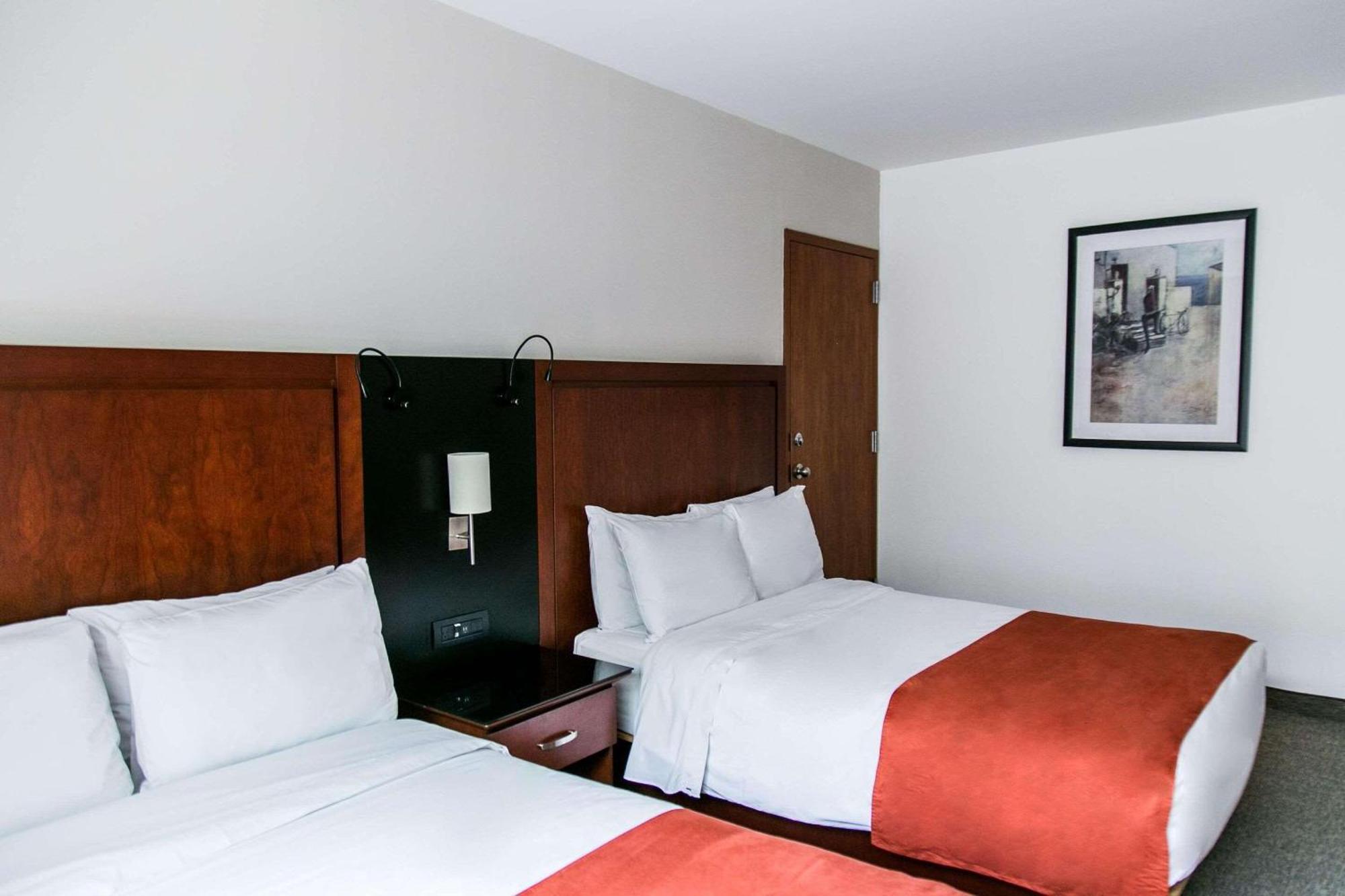 Radisson Poliforum Plaza Hotel León Eksteriør billede